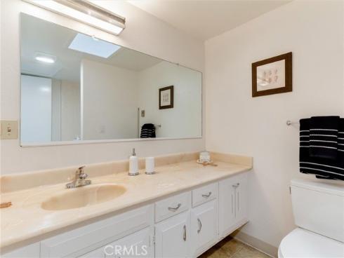 1661  Monterey  16-L  Road, Seal Beach, CA