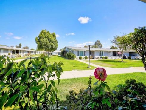 1641  Monterey Road  18H , Seal Beach, CA