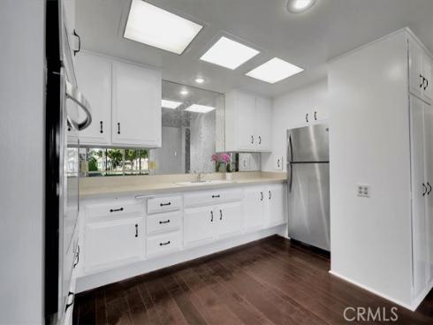 1641  Monterey Road  18H , Seal Beach, CA