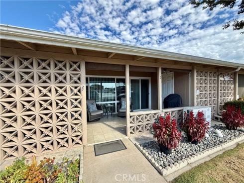 13040  Oak Hills  224D  Drive, Seal Beach, CA