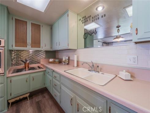 1681  Tam 0'shanter  10J M12  Road, Seal Beach, CA