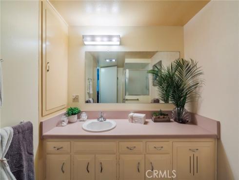 1681  Tam 0'shanter  10J M12  Road, Seal Beach, CA