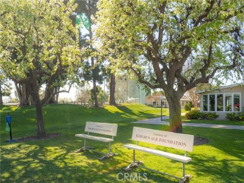 1681  Tam 0'shanter  10J M12  Road, Seal Beach, CA