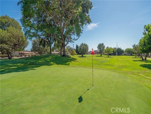 1681  Tam 0'shanter  10J M12  Road, Seal Beach, CA