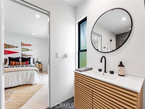 1729  Bayou   Way, Seal Beach, CA