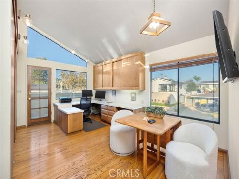 645  Sea Breeze  , Seal Beach, CA