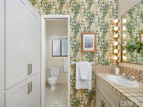 645  Sea Breeze  , Seal Beach, CA