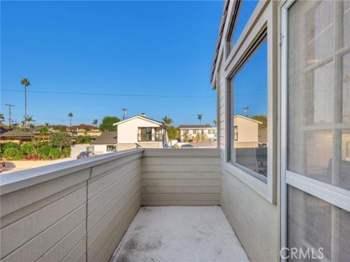 645  Sea Breeze  , Seal Beach, CA