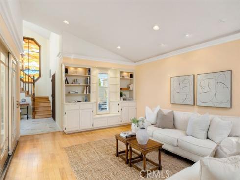 645  Sea Breeze  , Seal Beach, CA