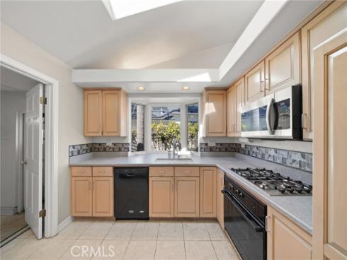 412  Emerald  , Seal Beach, CA