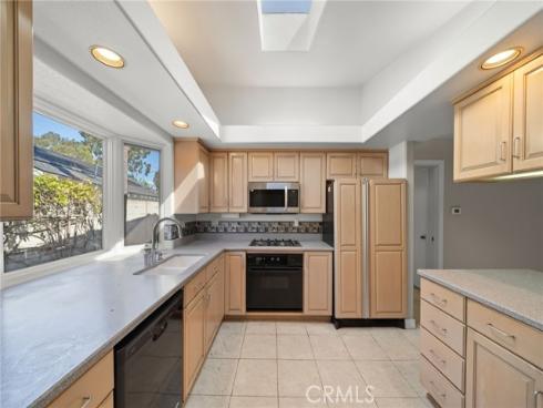 412  Emerald  , Seal Beach, CA