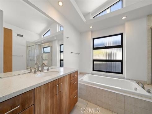 412  Emerald  , Seal Beach, CA