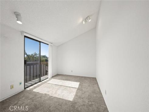 412  Emerald  , Seal Beach, CA