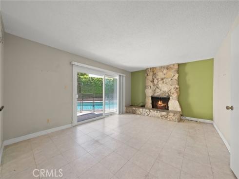 412  Emerald  , Seal Beach, CA