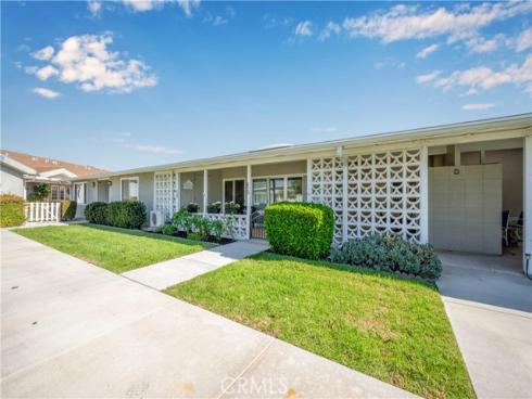 1461  Monterey  28E , Seal Beach, CA