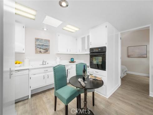 1461  Monterey  28E , Seal Beach, CA