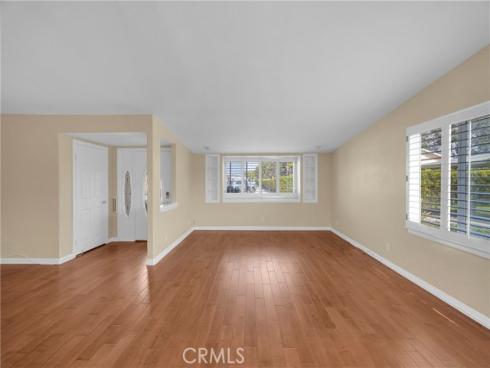 1660  Tam O'shanter  Mutual 14-5F  Road, Seal Beach, CA