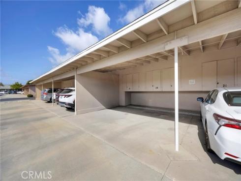 1660  Tam O'shanter  Mutual 14-5F  Road, Seal Beach, CA