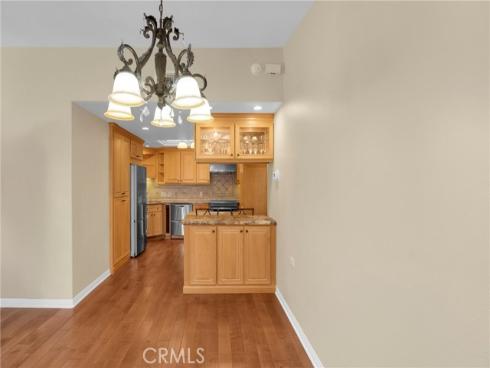 1660  Tam O'shanter  Mutual 14-5F  Road, Seal Beach, CA