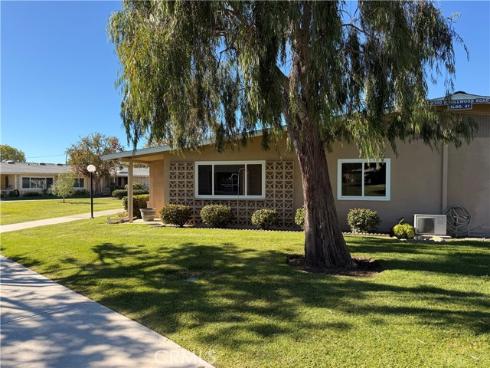 1300  Knollwood  41A  Road, Seal Beach, CA