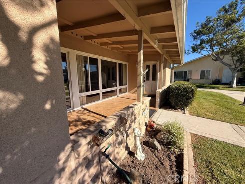 1300  Knollwood  41A  Road, Seal Beach, CA