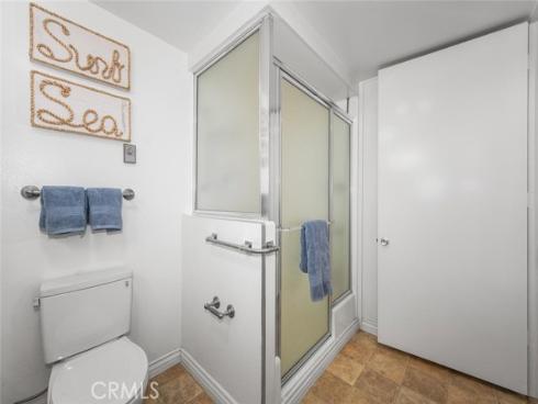 1121  Northwood  237D  M9  Road, Seal Beach, CA