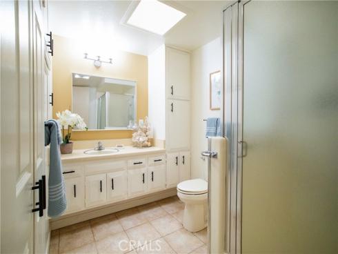 1200 Canoe Brook Dr., M3-19f , Seal Beach, CA