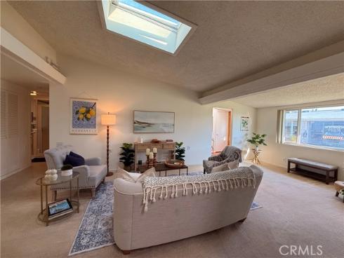 13330  Saint Andrew's  67B  Drive, Seal Beach, CA