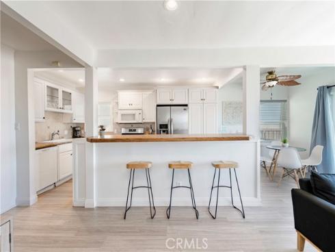 1003 Seal Way , Seal Beach, CA