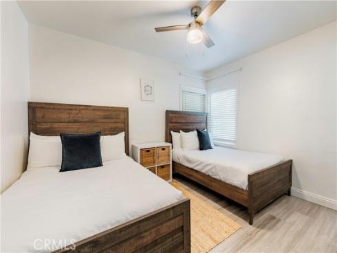 1003 Seal Way , Seal Beach, CA