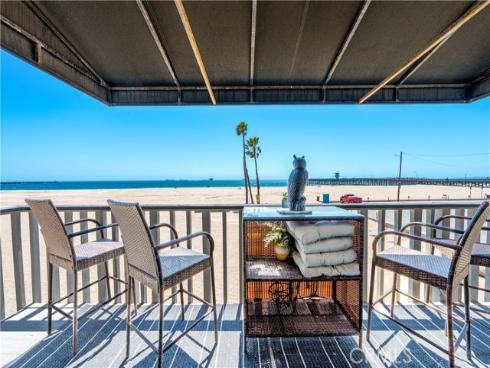 1003 Seal Way , Seal Beach, CA