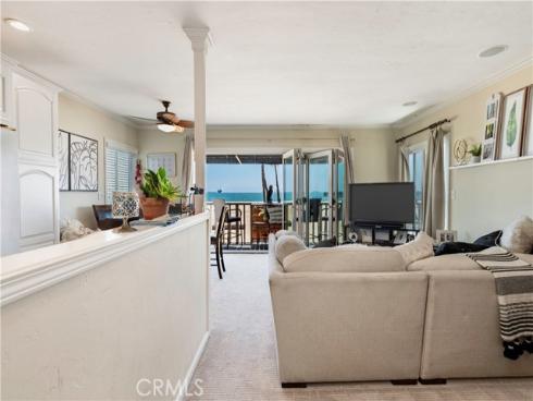 1003 Seal Way , Seal Beach, CA