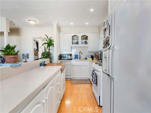 1003 Seal Way , Seal Beach, CA