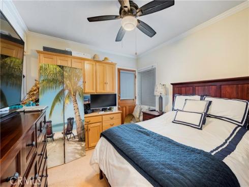 1003 Seal Way , Seal Beach, CA