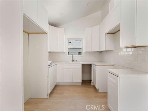 1003 Seal Way , Seal Beach, CA