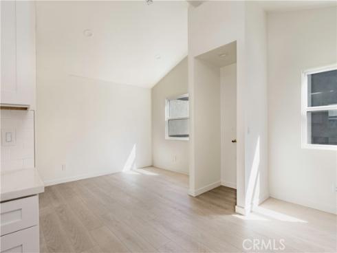 1003 Seal Way , Seal Beach, CA