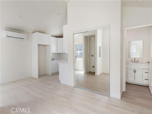 1003 Seal Way , Seal Beach, CA