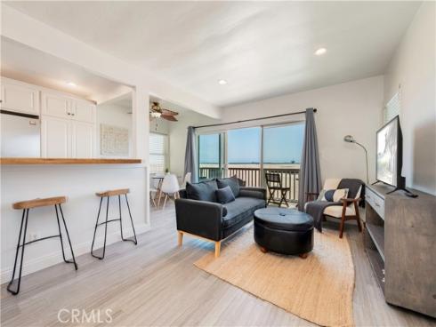 1003 Seal Way , Seal Beach, CA