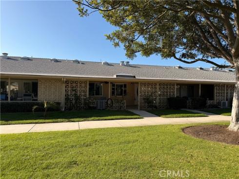 13601  Medinac  72E  Lane, Seal Beach, CA