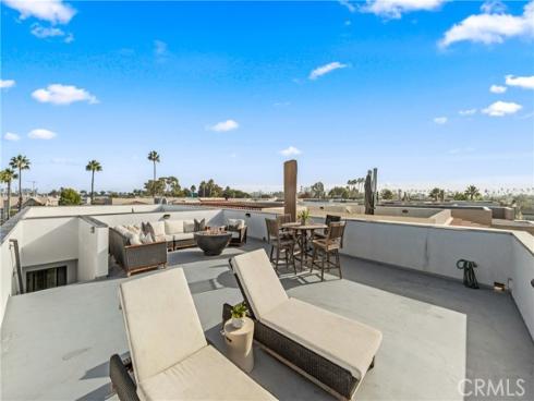 15  Marina Way  , Seal Beach, CA