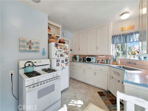 125  5th   Street, Seal Beach, CA