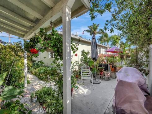 125  5th   Street, Seal Beach, CA