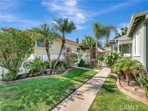 125  5th   Street, Seal Beach, CA