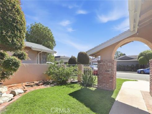 4549  Birchwood  , Seal Beach, CA