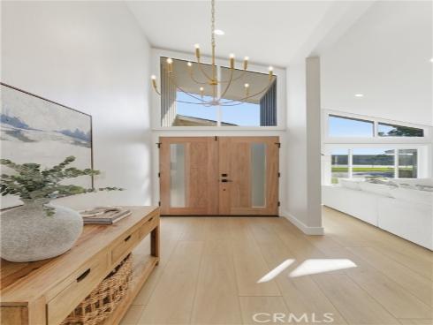 4589  Almond   Avenue, Seal Beach, CA