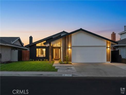 4589  Almond   Avenue, Seal Beach, CA