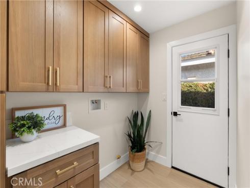 4589  Almond   Avenue, Seal Beach, CA