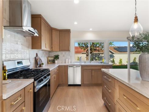 4589  Almond   Avenue, Seal Beach, CA