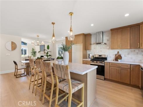 4589  Almond   Avenue, Seal Beach, CA