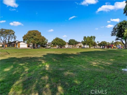 4589  Almond   Avenue, Seal Beach, CA